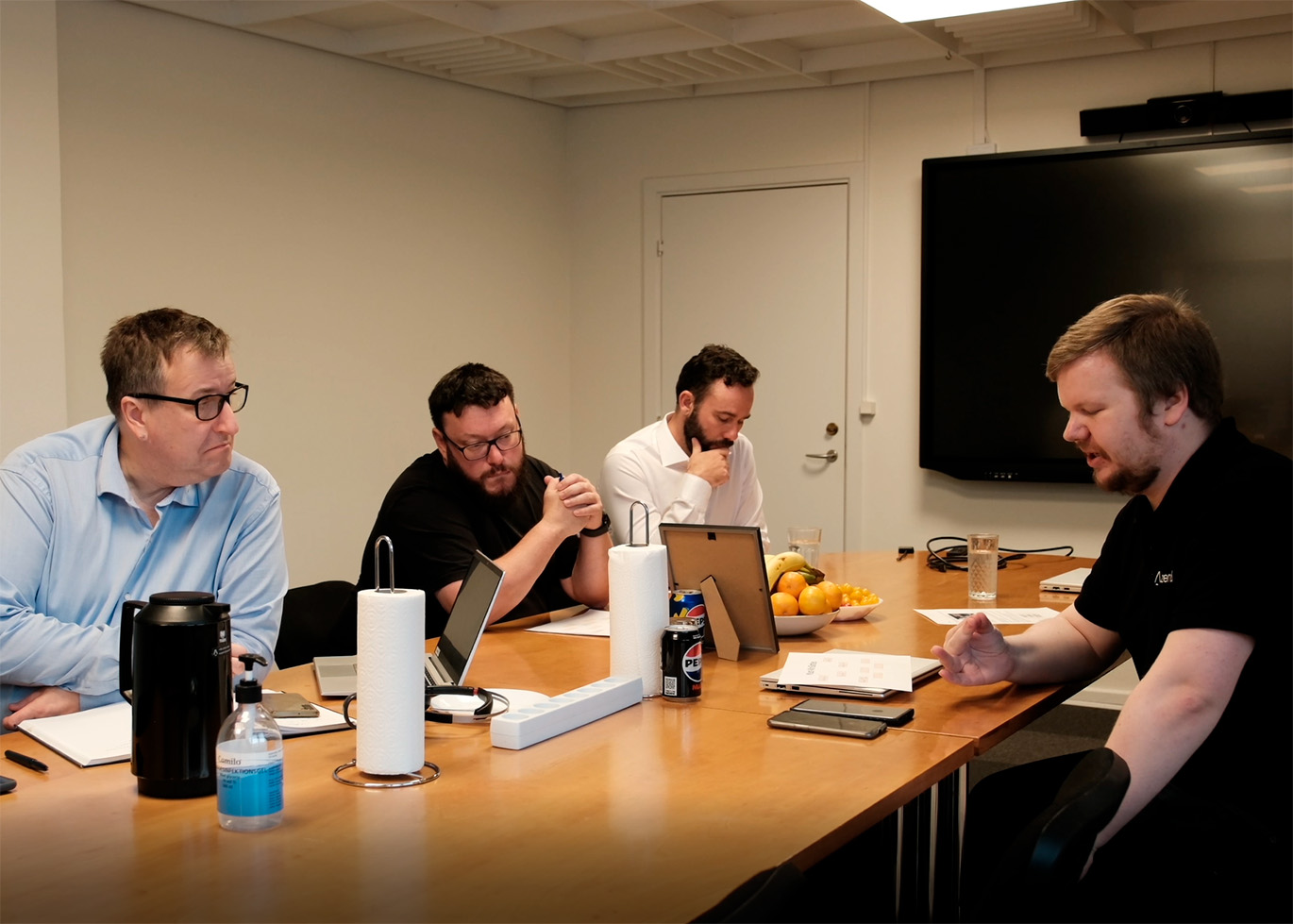 Azend supportere i møde om IT-løsninger og strategier